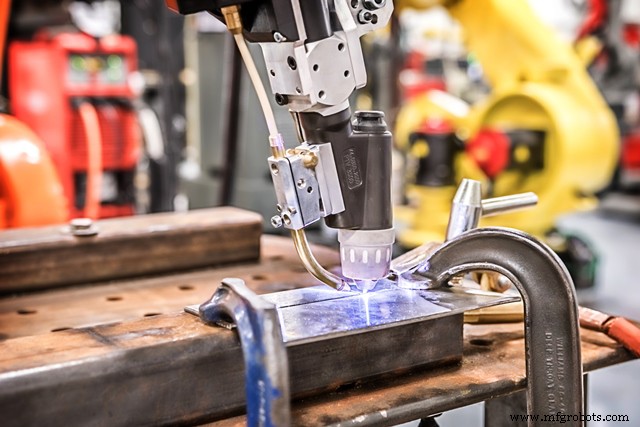 Bedrijfsefficiëntie Verhogen Door Robotautomatisering