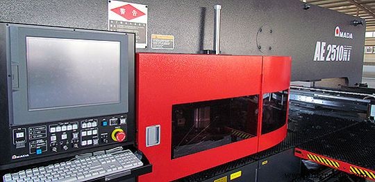 AMADA AE255NT / AE2510NT CNC Touwpers: Uitgebreide G‑Codes & M‑Codes Gids