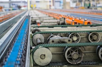 Logistiek revolutioneren: Hoe bandtransportsystemen operationele mogelijkheden uitbreiden